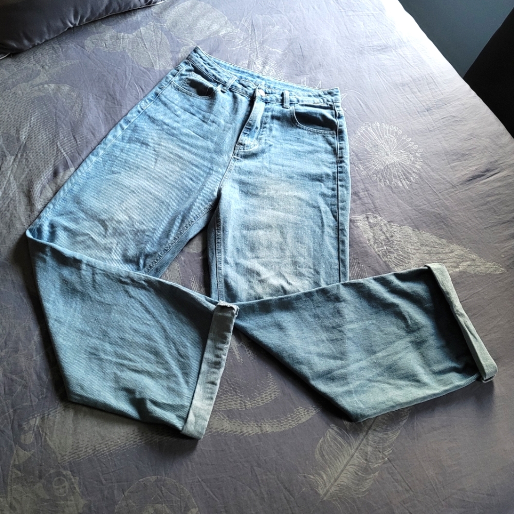 ⭐️90's Style High-rise Jeans⭐️